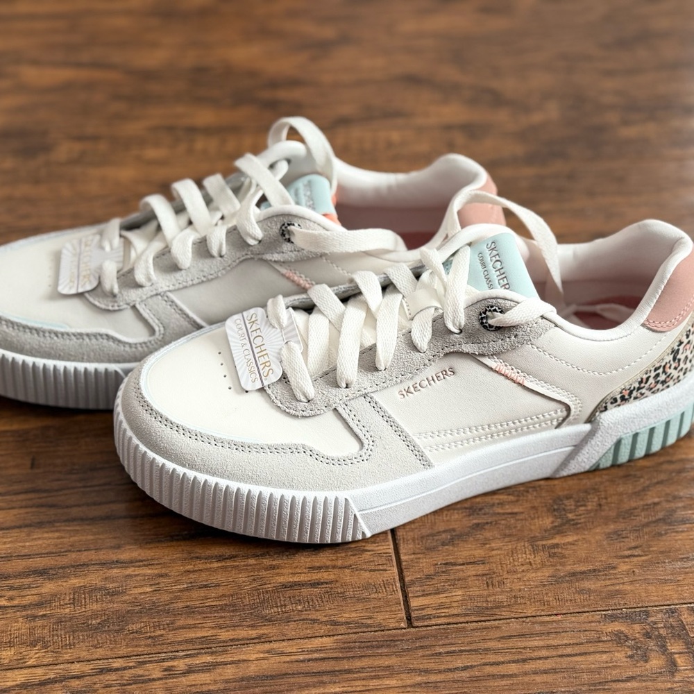 Skechers Cream and Pink Casual Sneakers